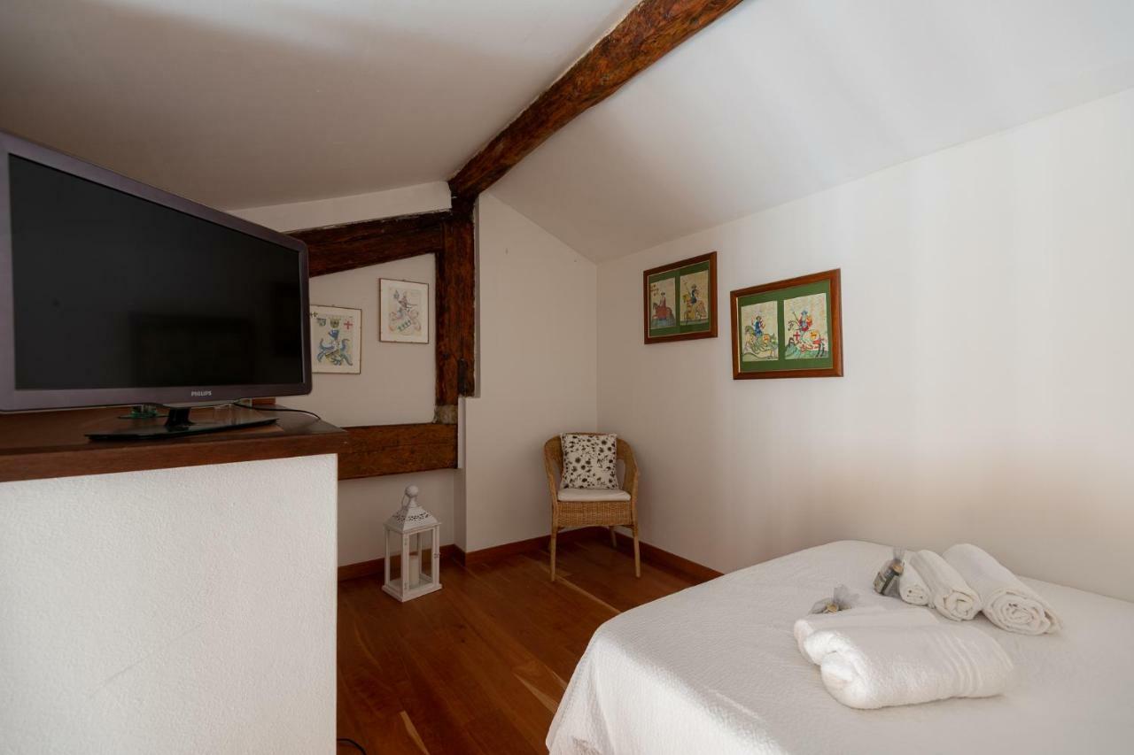 Paglia Tre Apartment Bologna Bagian luar foto